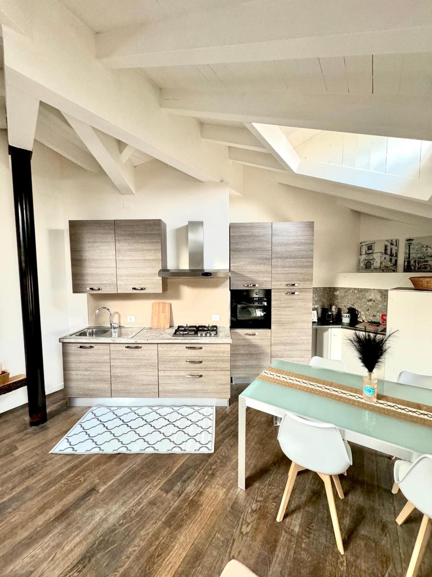 Bridge Apt Brescia - Netflix - Wifi Exterior photo